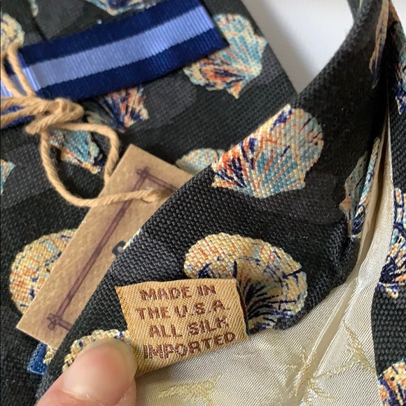 Relax by Tommy Bahama Men’s Tie Beach Shells NWT - Picture 8 of 11